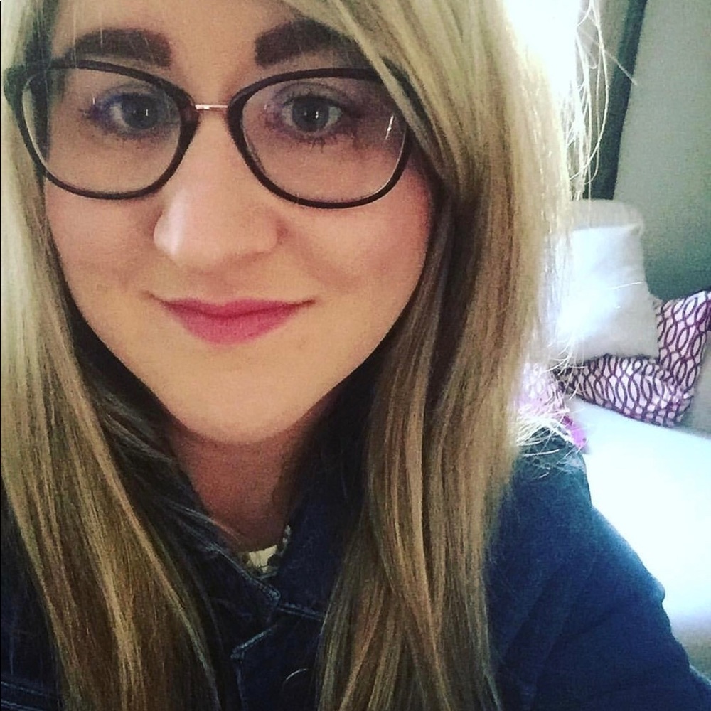 Meet your Posher, Sarah